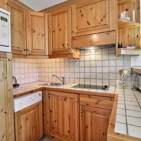 2 Pieces 4 Pers. - Meribel, Balcon, Wi-fi, Non-fumeur - Fr-1-182-190 Apartment